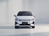 BYD M6