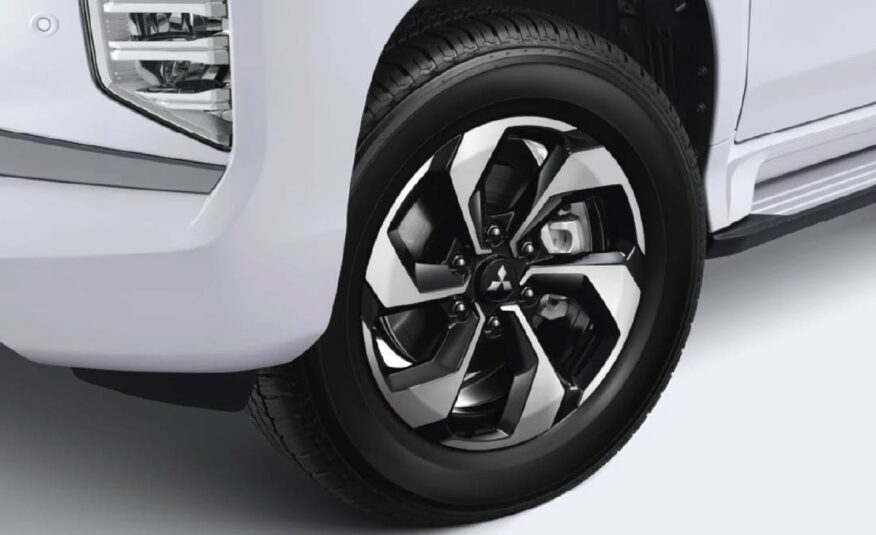 New Pajero Sport
